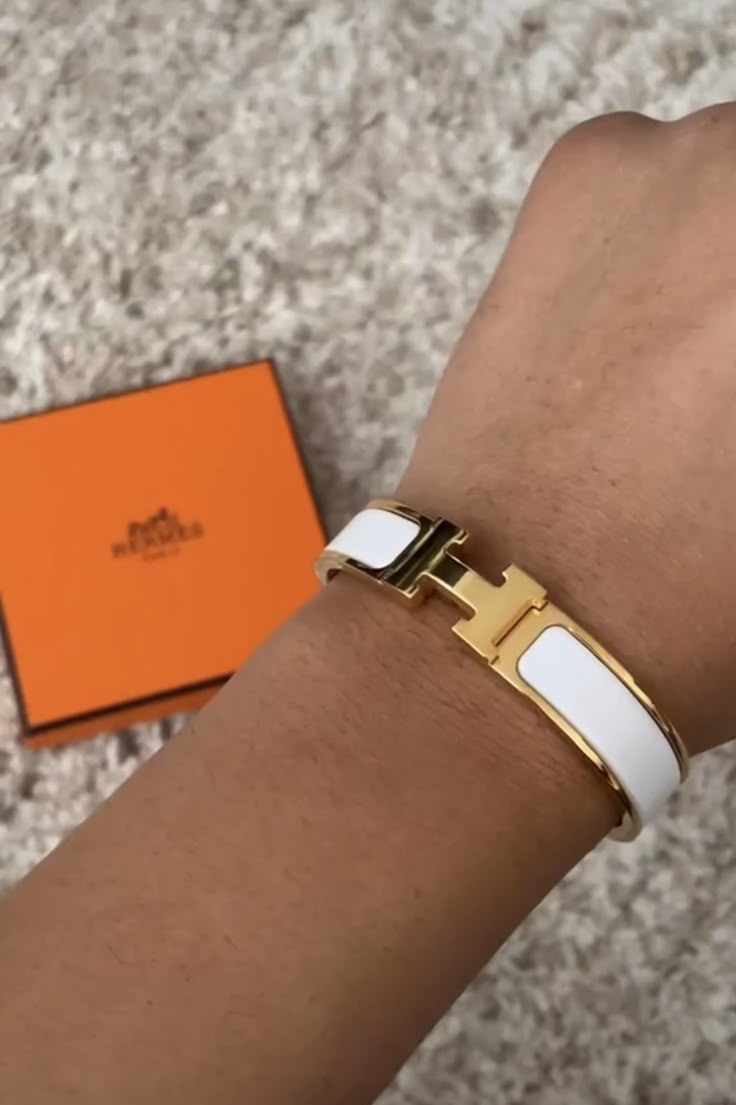 Weißes Helen Armband