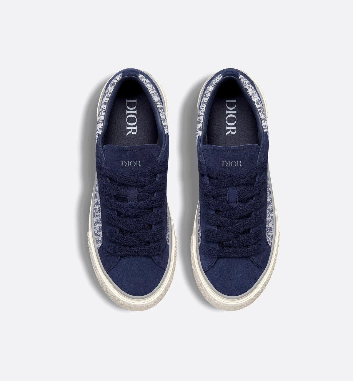 B33 Spin Sneaker