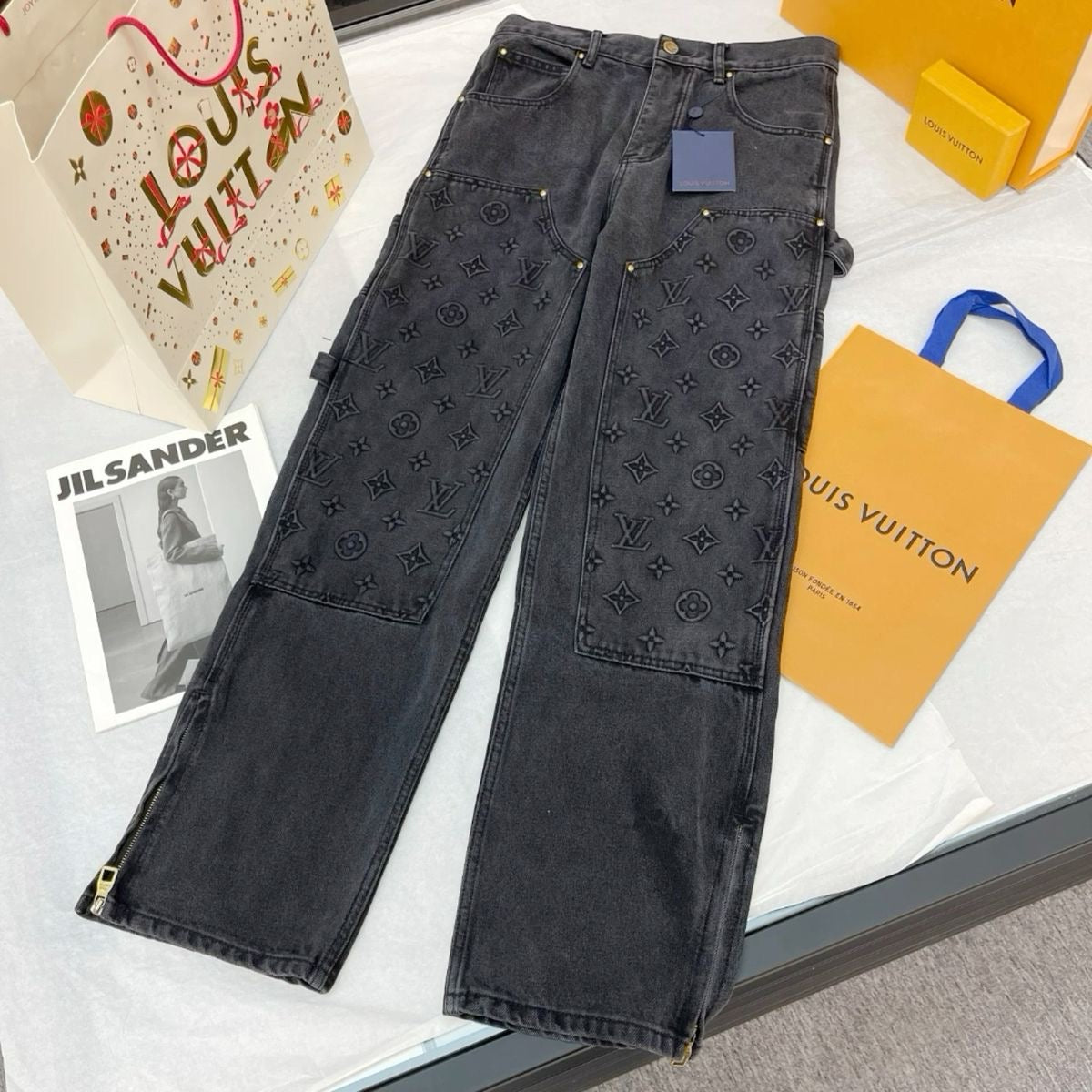 LV carpenter denim jeans black