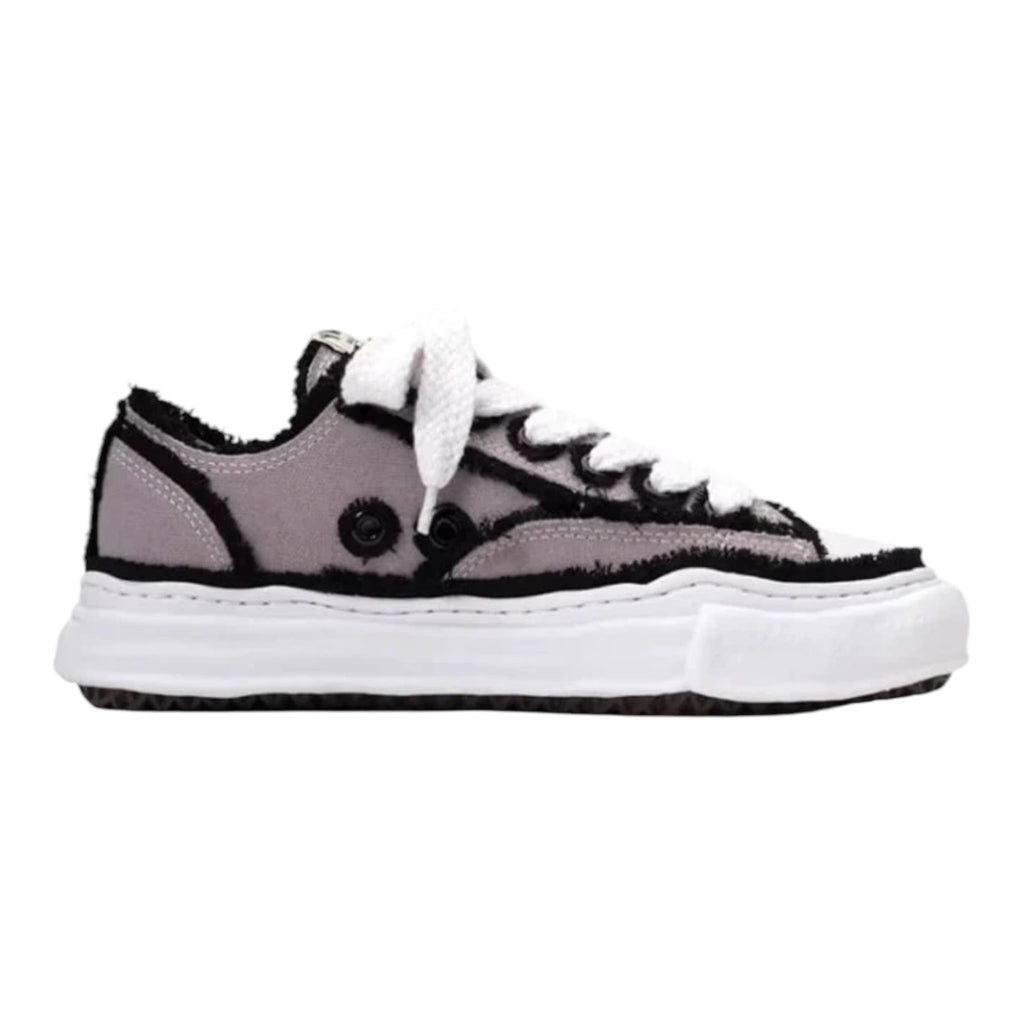 FLARED LOW SNEAKER